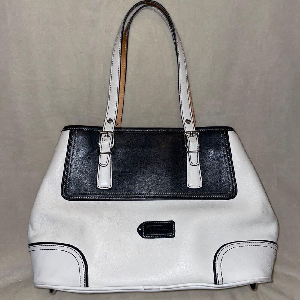 Coach Purse, black and white leather, ultimate 2000s chic